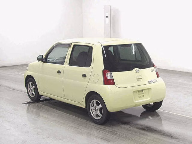 DAIHATSU ESSE