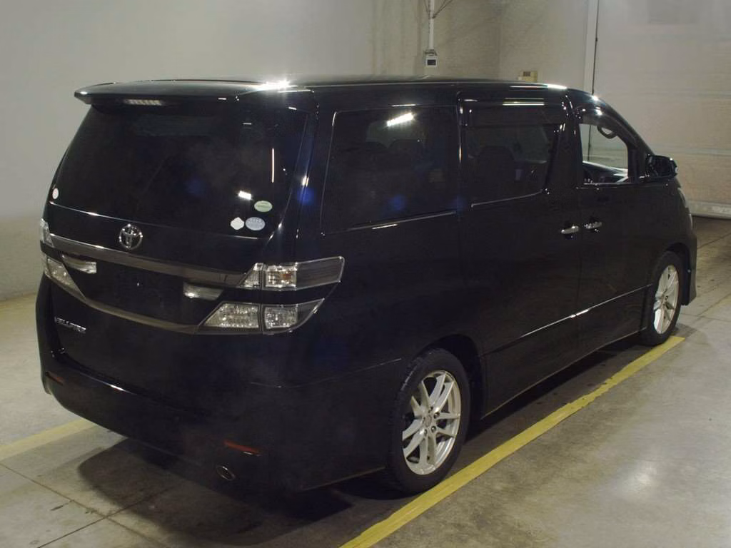TOYOTA VELLFIRE