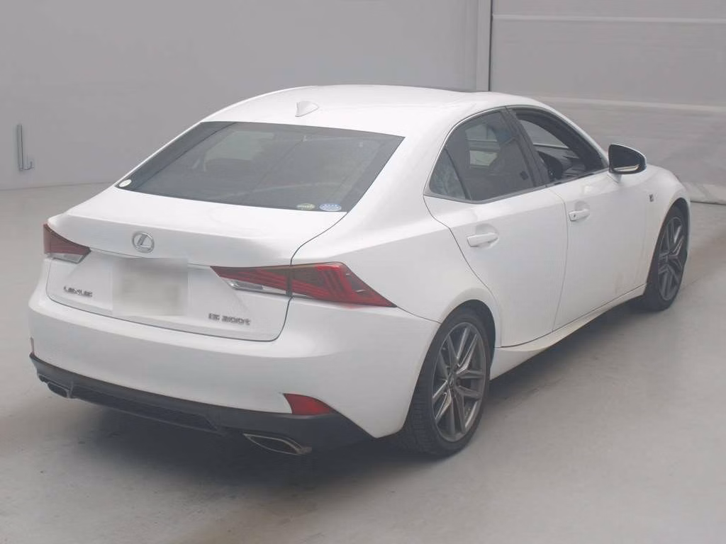 LEXUS IS300