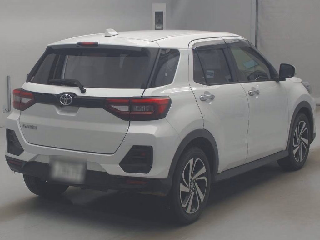 TOYOTA RAIZE