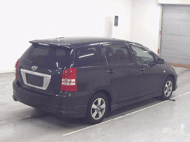TOYOTA WISH