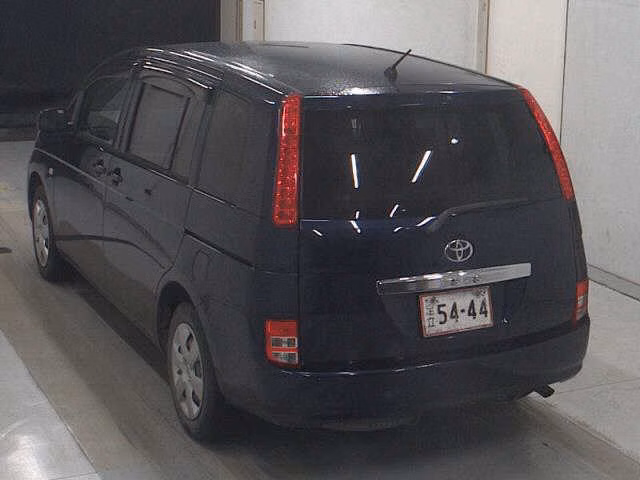 TOYOTA ISIS