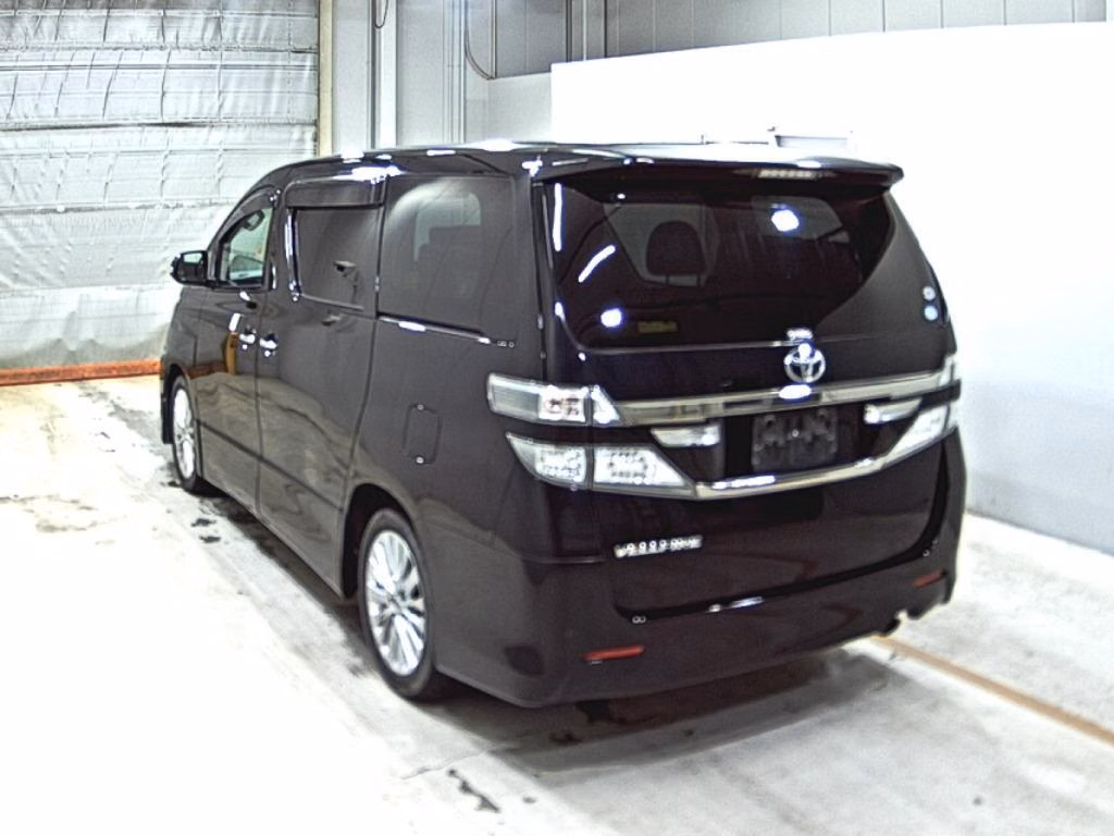 TOYOTA VELLFIRE