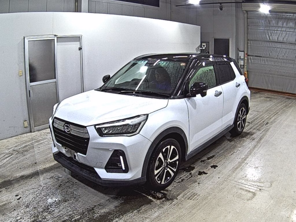 DAIHATSU ROCKY