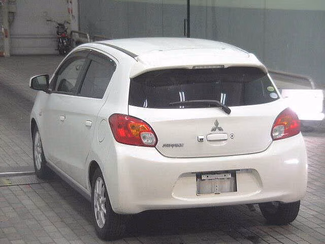 MITSUBISHI MIRAGE