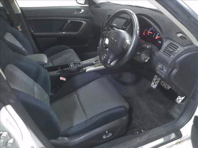 SUBARU LEGACY B4
