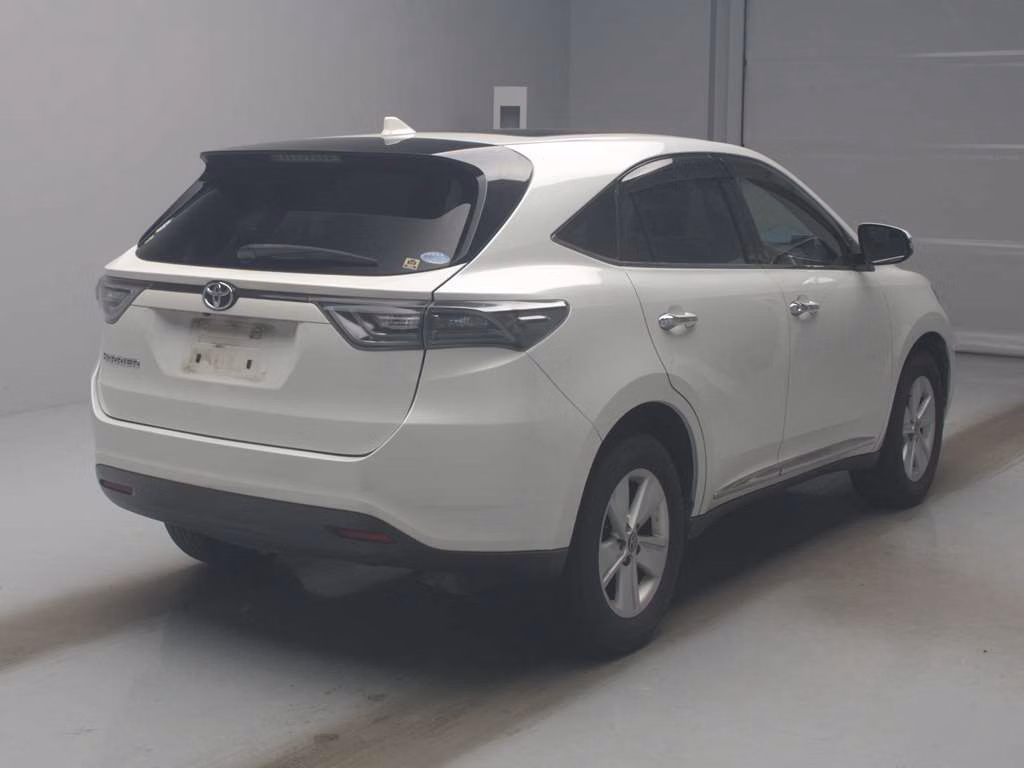 TOYOTA HARRIER