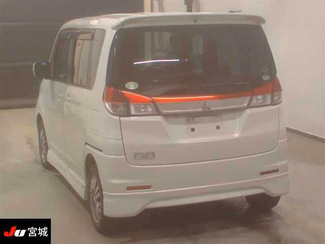 MITSUBISHI DELICA D:2