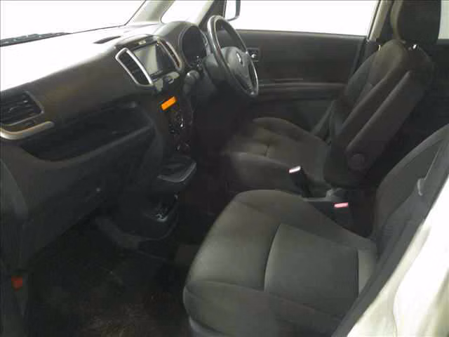 MITSUBISHI DELICA D:2