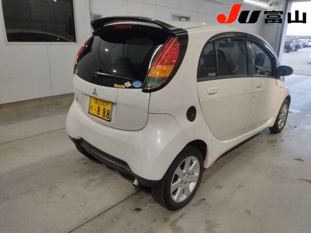 MITSUBISHI I