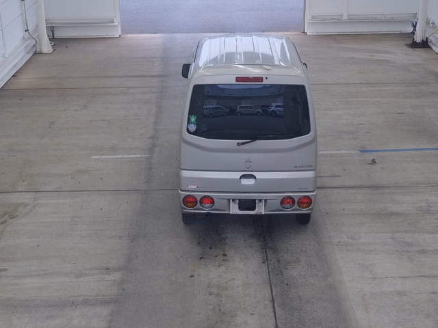 MITSUBISHI MINICAB