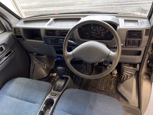 MITSUBISHI MINICAB