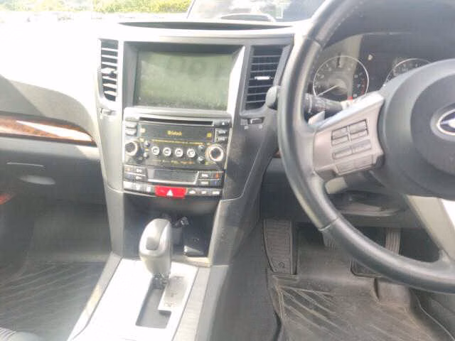 SUBARU LEGACY
