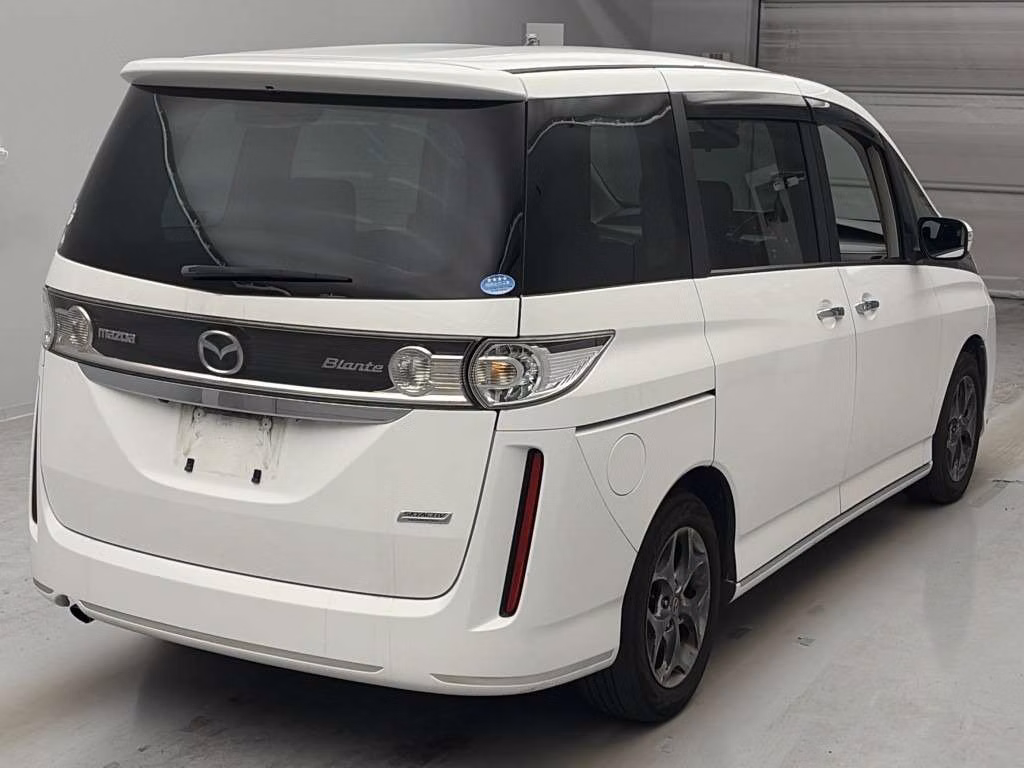 MAZDA BIANTE