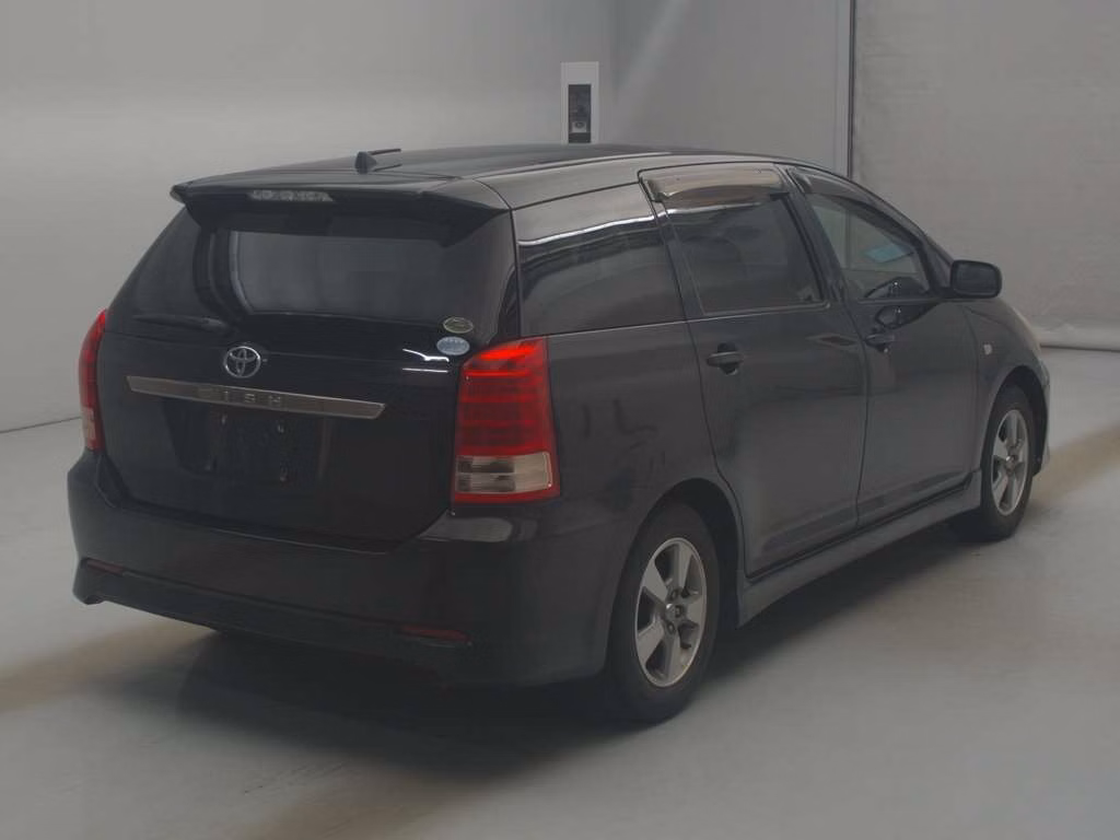 TOYOTA WISH