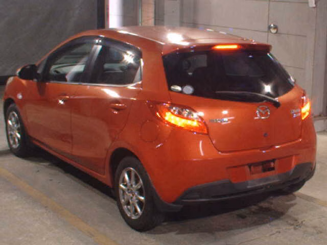 MAZDA DEMIO