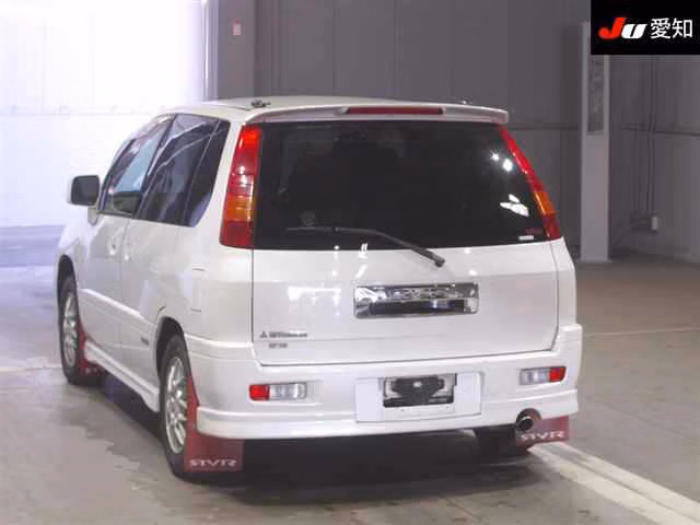 MITSUBISHI RVR