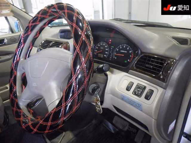 MITSUBISHI RVR