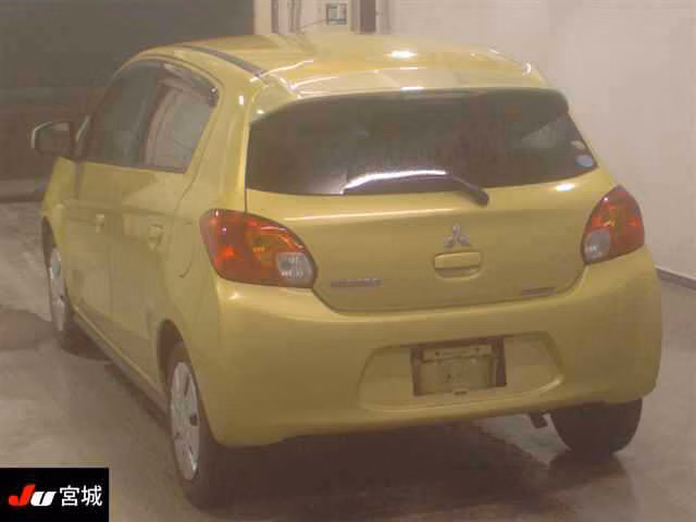 MITSUBISHI MIRAGE