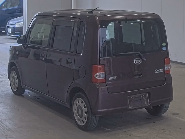 DAIHATSU MOVE CONTE