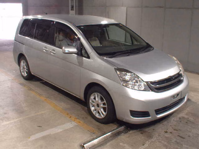 TOYOTA ISIS