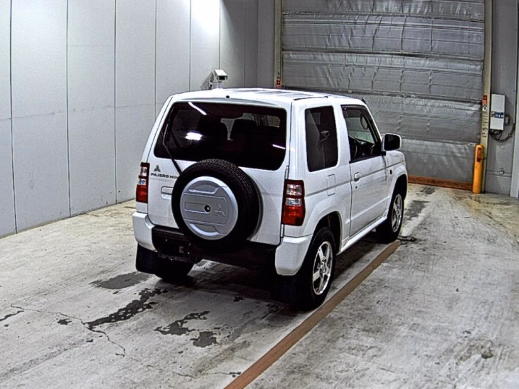 MITSUBISHI PAJERO MINI