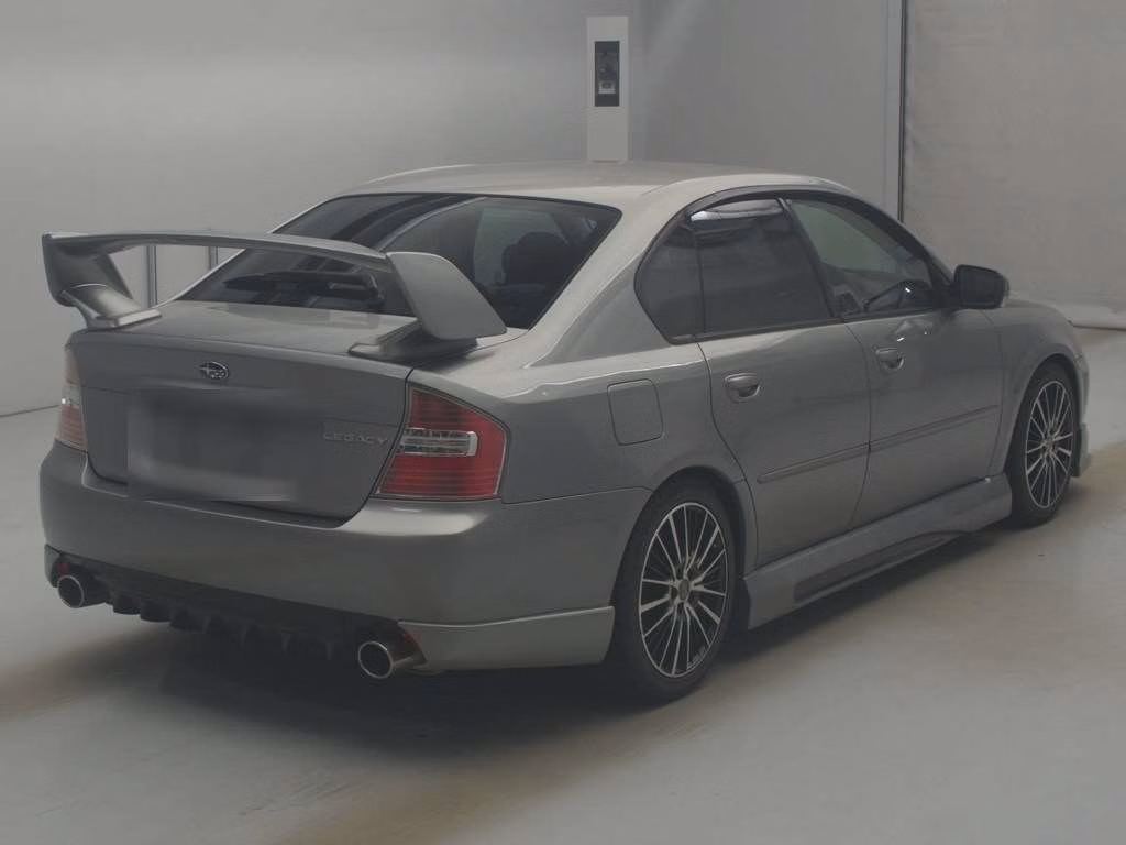SUBARU LEGACY B4