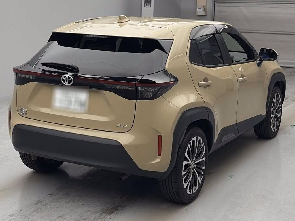 TOYOTA YARIS CROSS