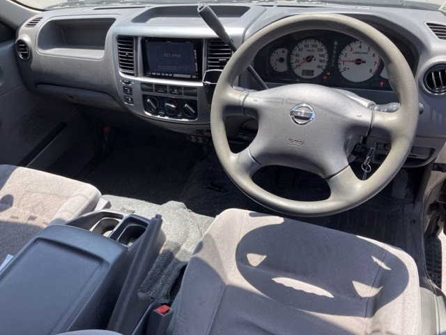 NISSAN CARAVAN