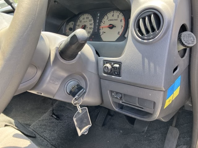 NISSAN CARAVAN