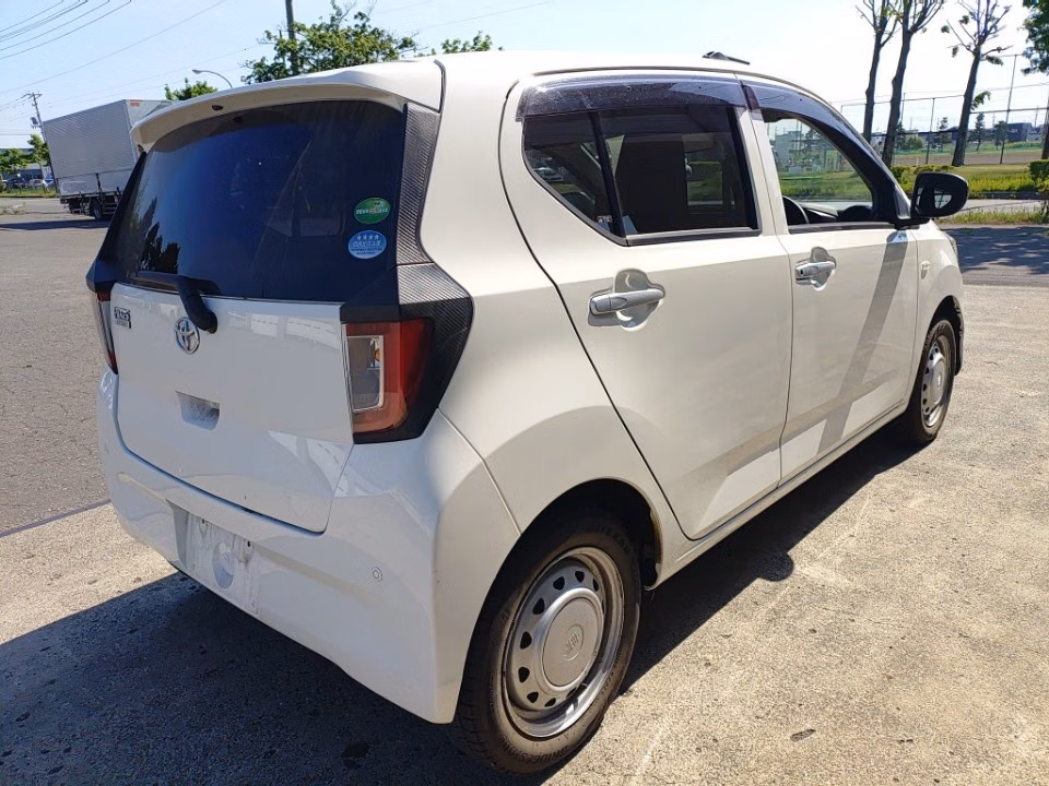 TOYOTA PIXIS EPOCH