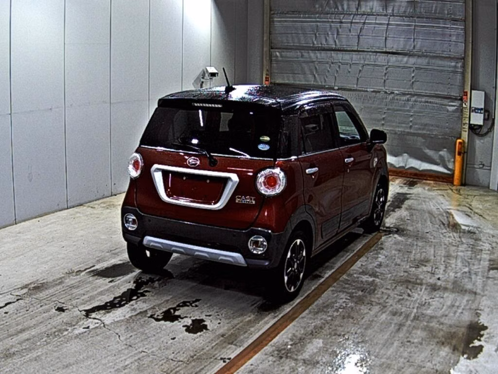 DAIHATSU CAST