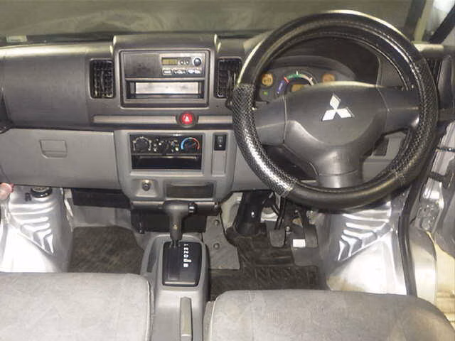 MITSUBISHI MINICAB MIEV