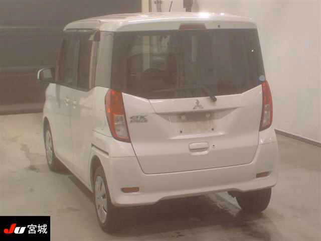 MITSUBISHI EK SPACE