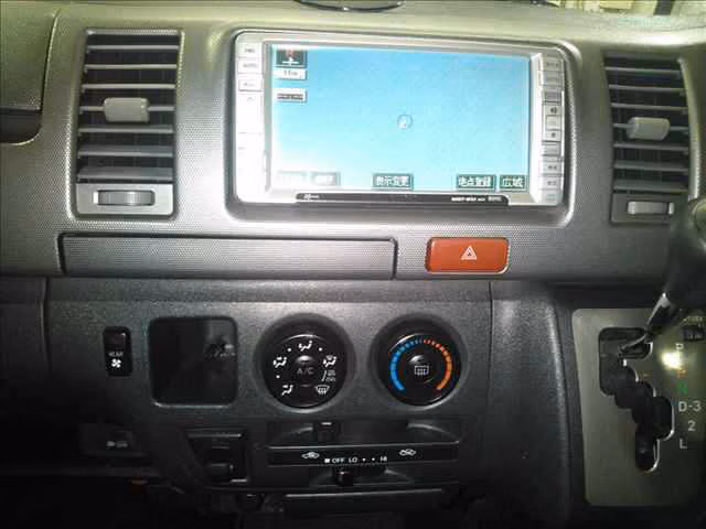 TOYOTA REGIUS ACE