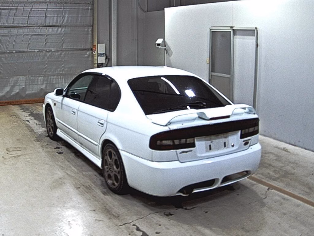 SUBARU LEGACY B4