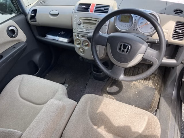 HONDA LIFE