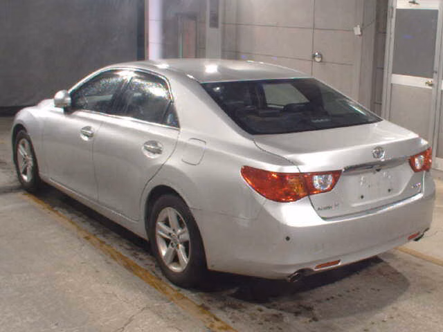 TOYOTA MARK X