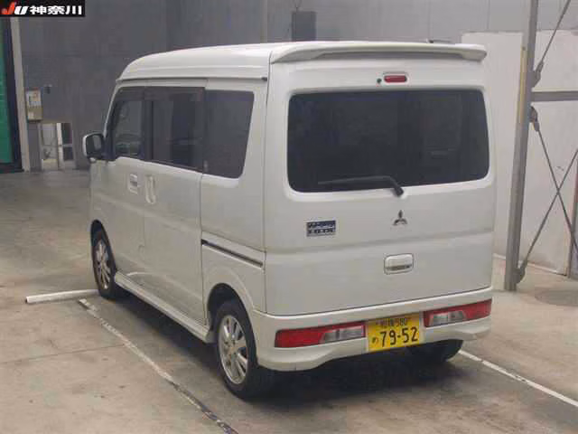 MITSUBISHI TOWN BOX