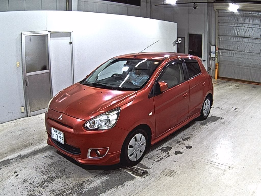 MITSUBISHI MIRAGE
