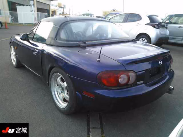 MAZDA ROADSTER