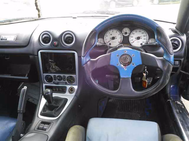 MAZDA ROADSTER