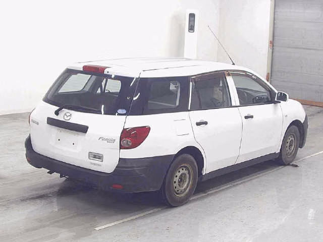 MAZDA FAMILIA