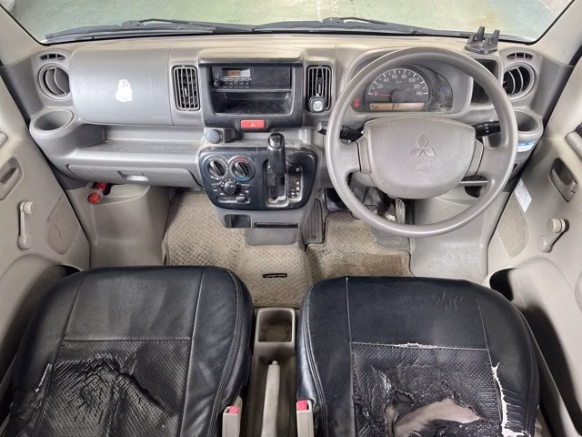 MITSUBISHI MINICAB