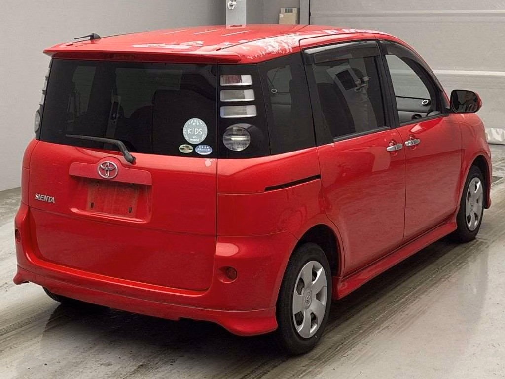 TOYOTA SIENTA