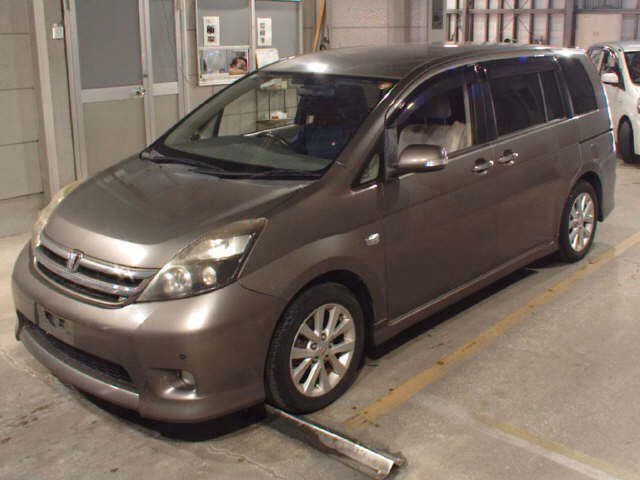 TOYOTA ISIS