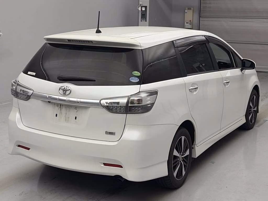 TOYOTA WISH