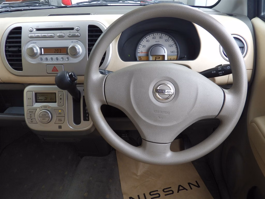 NISSAN MOCO
