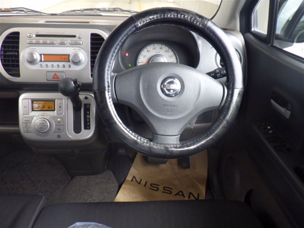 NISSAN MOCO