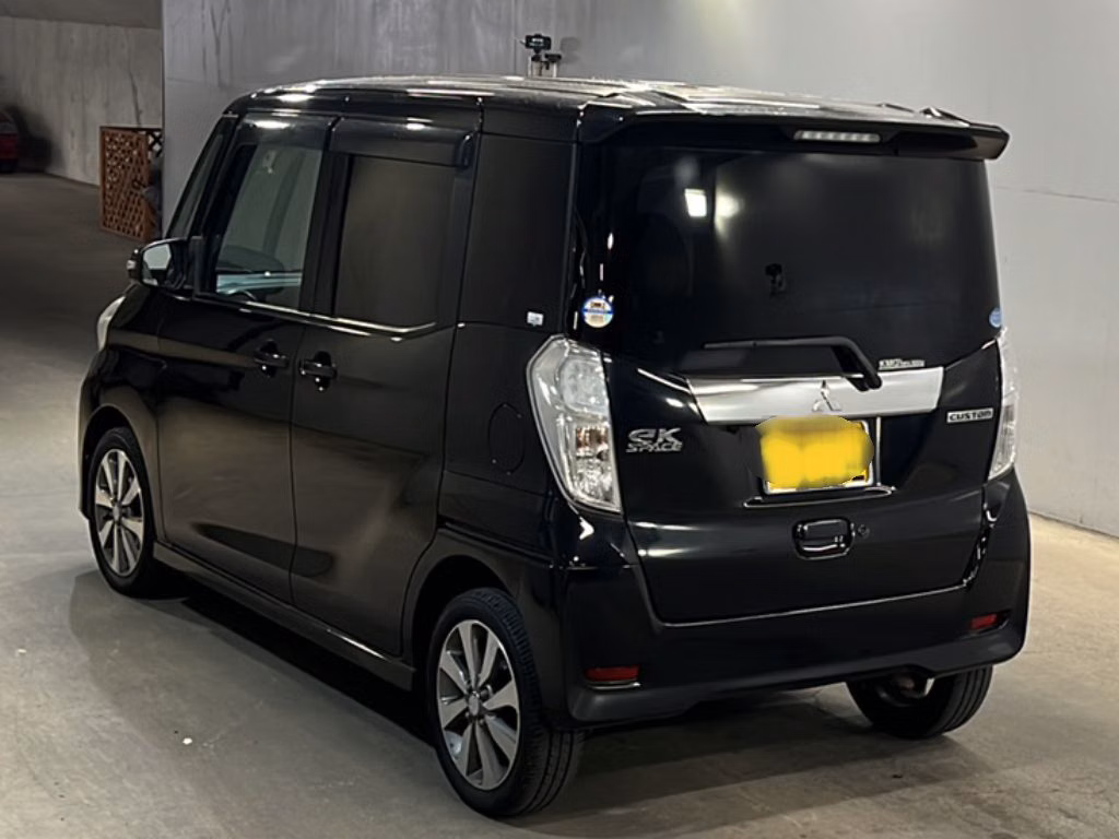 MITSUBISHI EK SPACE